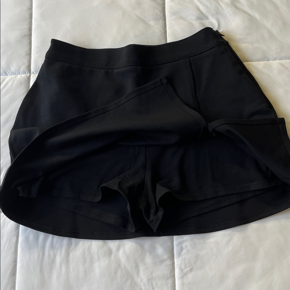 Hollister black mini skirt - Picture 2 of 7
